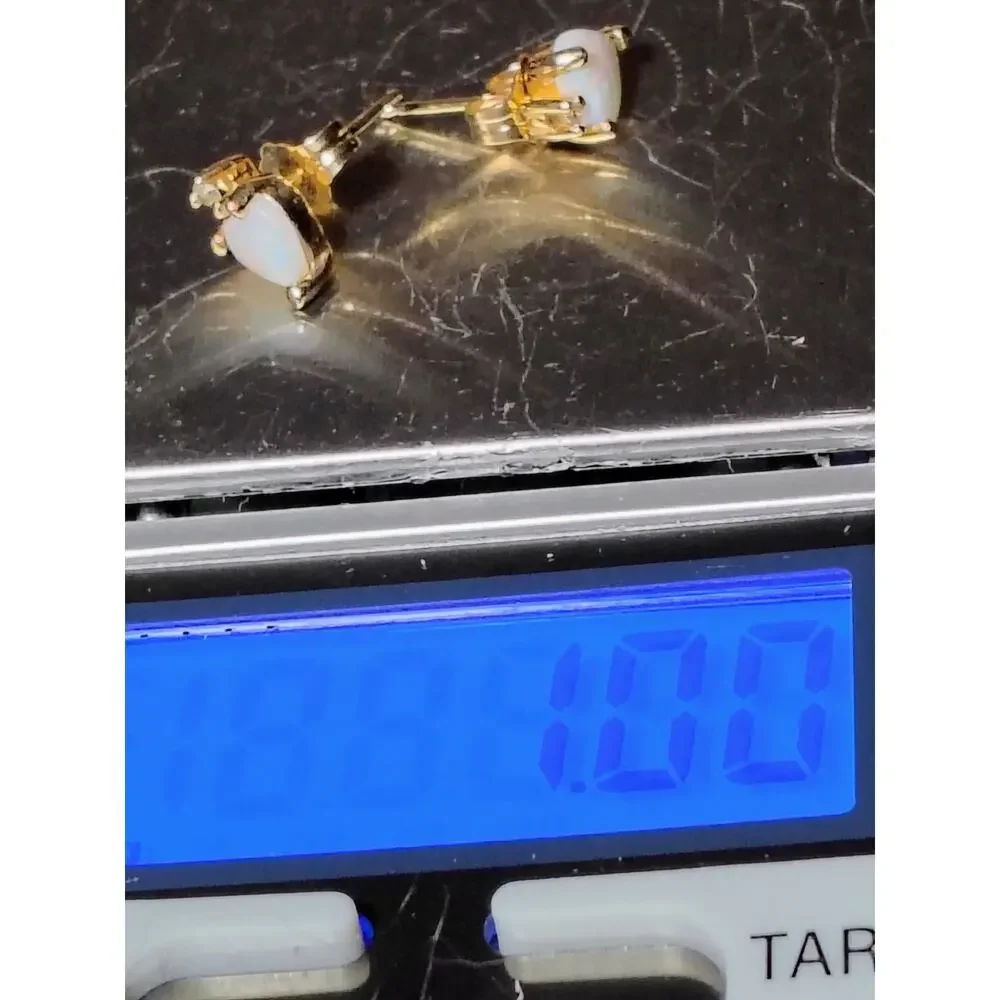 14K Gold Heart Opal Stud Earrings